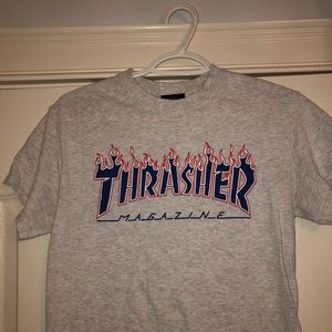 Flame Logo Thrasher T-shirt (bundle 2tees for 25$)
